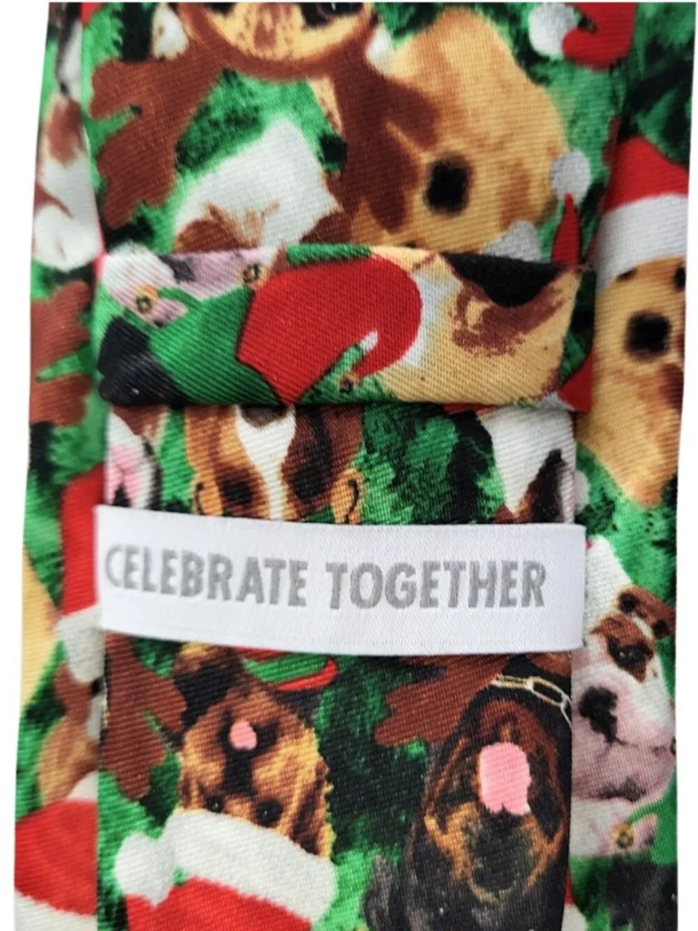 CELEBRATE TOGETHER NWT Dogs Wearing Santa Hats Christmas Tie